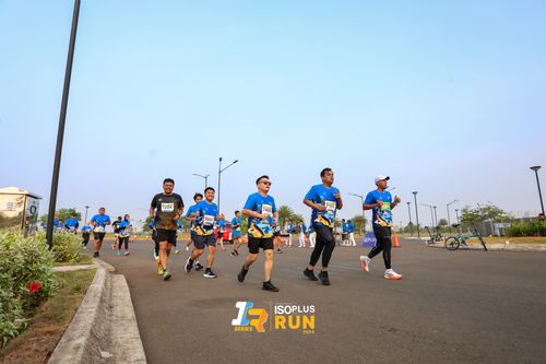 Race photo from ISOPlus Run 2024 Jakarta