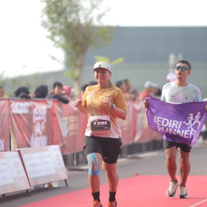 Race photo from KEDIRI HALF MARATHON 2026