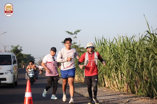 Race photo from Kediri Half Marathon 2024