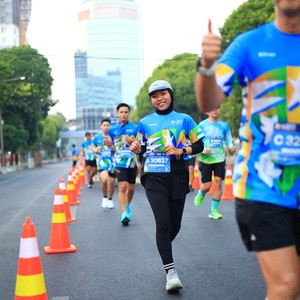 Race photo from SURABAYA ISOPLUS MARATHON 2026