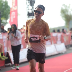 Race photo from KEDIRI HALF MARATHON 2026