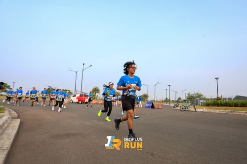 Race photo from ISOPlus Run 2024 Jakarta