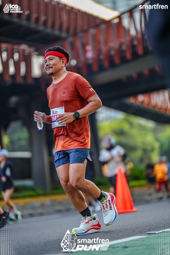 Race photo from Smartfren Run 2025 