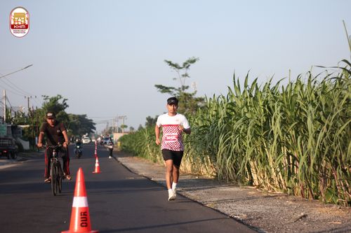 Race photo from Kediri Half Marathon 2024