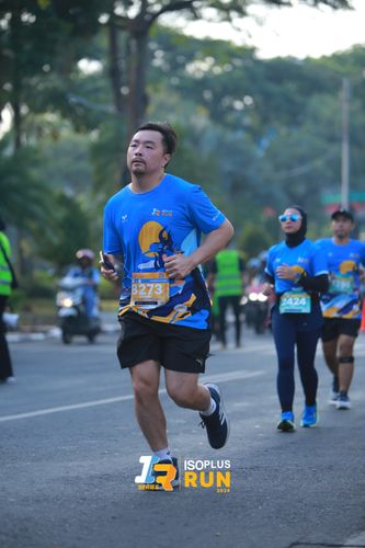 Race photo from Isoplus Run 2024 Surabaya
