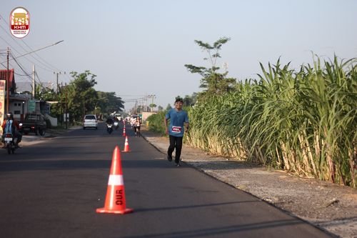 Race photo from Kediri Half Marathon 2024
