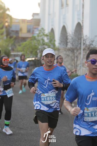 Race photo from Jabar Run 10K 2024