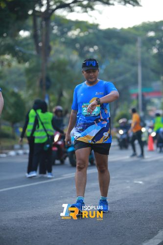 Race photo from Isoplus Run 2024 Surabaya