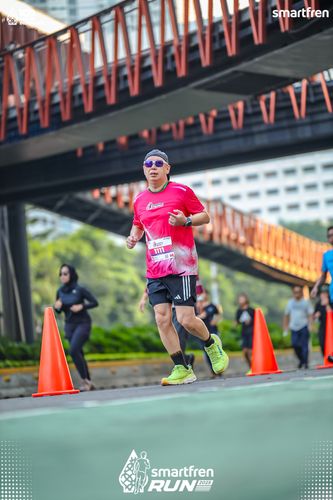 Race photo from Smartfren Run 2025 
