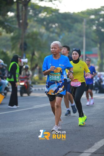 Race photo from Isoplus Run 2024 Surabaya