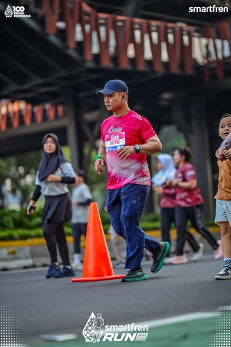 Race photo from Smartfren Run 2025 