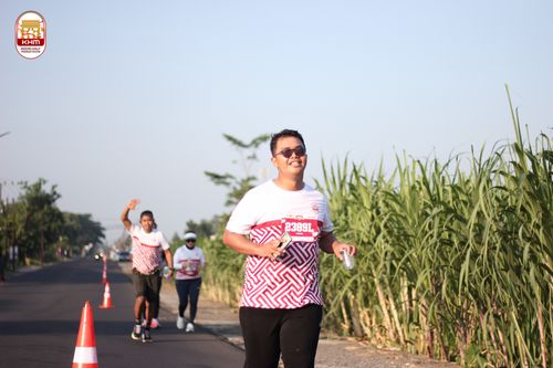 Race photo from Kediri Half Marathon 2024