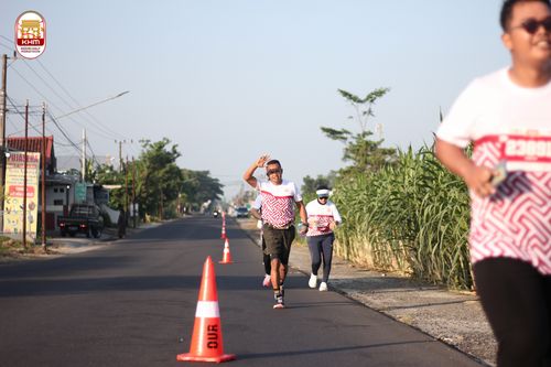 Race photo from Kediri Half Marathon 2024