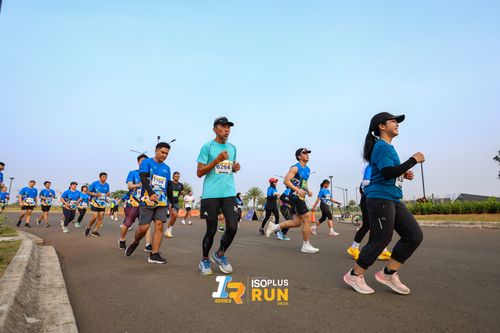 Race photo from ISOPlus Run 2024 Jakarta