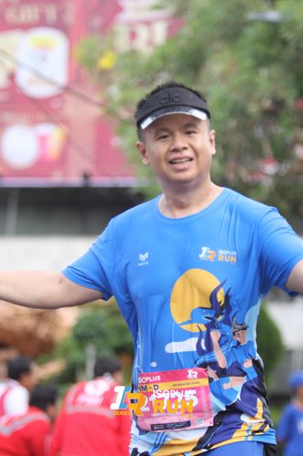 Race photo from Isoplus Run 2024 Surabaya