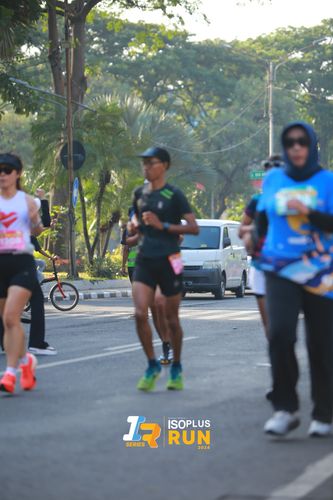 Race photo from Isoplus Run 2024 Surabaya