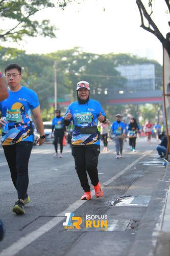Race photo from Isoplus Run 2024 Surabaya