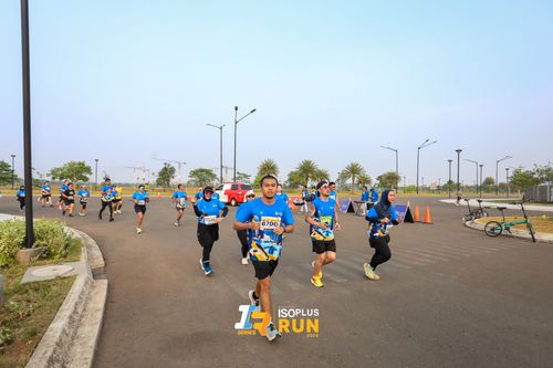 Race photo from ISOPlus Run 2024 Jakarta