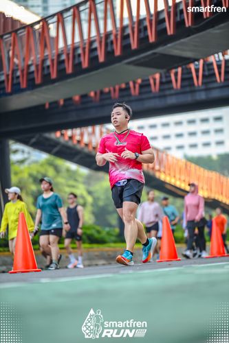 Race photo from Smartfren Run 2025 