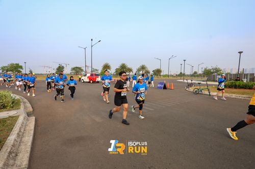 Race photo from ISOPlus Run 2024 Jakarta