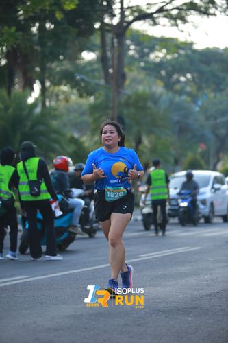 Race photo from Isoplus Run 2024 Surabaya