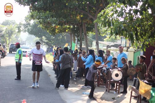 Race photo from Kediri Half Marathon 2024