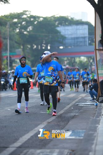 Race photo from Isoplus Run 2024 Surabaya