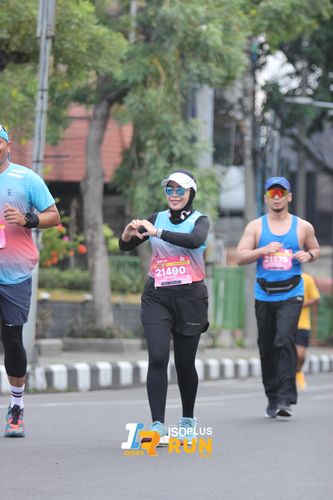 Race photo from Isoplus Run 2024 Surabaya