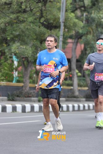 Race photo from Isoplus Run 2024 Surabaya