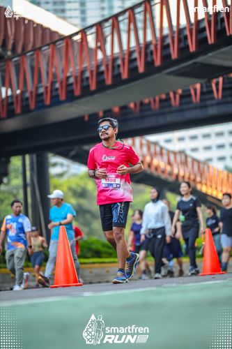 Race photo from Smartfren Run 2025 