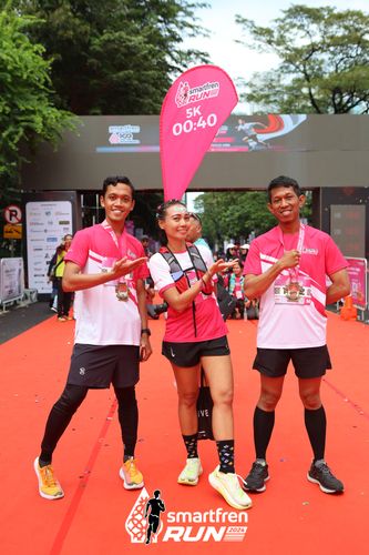 Race photo from Smartfren Run 2024