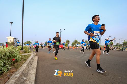 Race photo from ISOPlus Run 2024 Jakarta