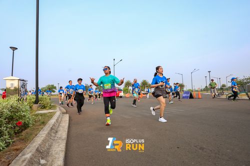 Race photo from ISOPlus Run 2024 Jakarta