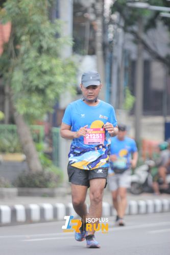 Race photo from Isoplus Run 2024 Surabaya