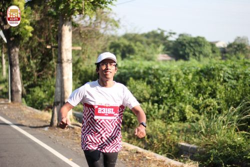 Race photo from Kediri Half Marathon 2024