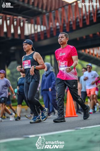 Race photo from Smartfren Run 2025 
