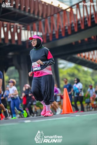 Race photo from Smartfren Run 2025 