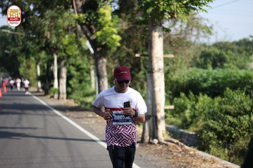 Race photo from Kediri Half Marathon 2024