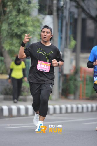 Race photo from Isoplus Run 2024 Surabaya