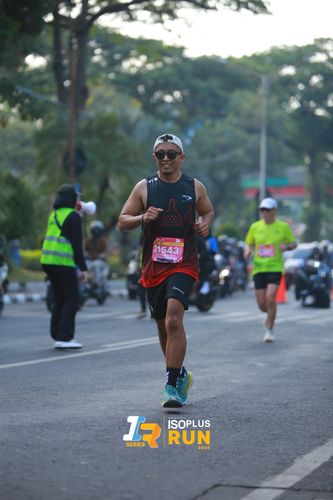 Race photo from Isoplus Run 2024 Surabaya