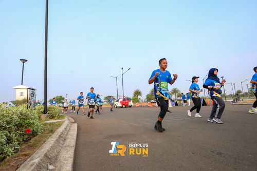 Race photo from ISOPlus Run 2024 Jakarta