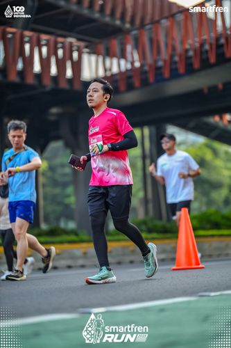 Race photo from Smartfren Run 2025 