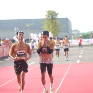 Race photo from KEDIRI HALF MARATHON 2026