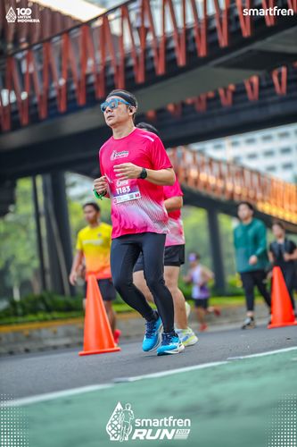 Race photo from Smartfren Run 2025 