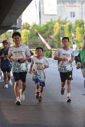 Race photo from ABR 2024 VIBES