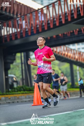 Race photo from Smartfren Run 2025 