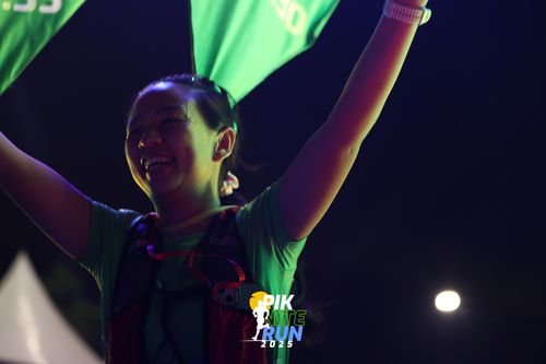 Race photo from PIK NITE RUN 2025