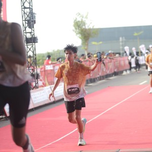 Race photo from KEDIRI HALF MARATHON 2026