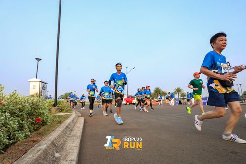 Race photo from ISOPlus Run 2024 Jakarta