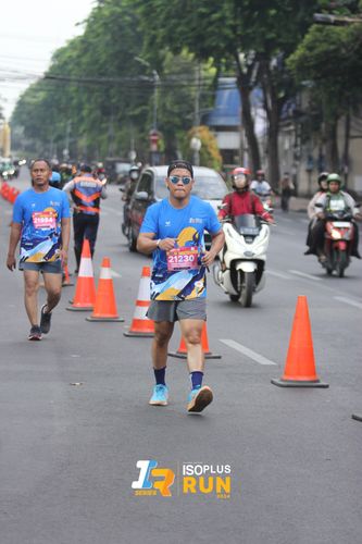 Race photo from Isoplus Run 2024 Surabaya